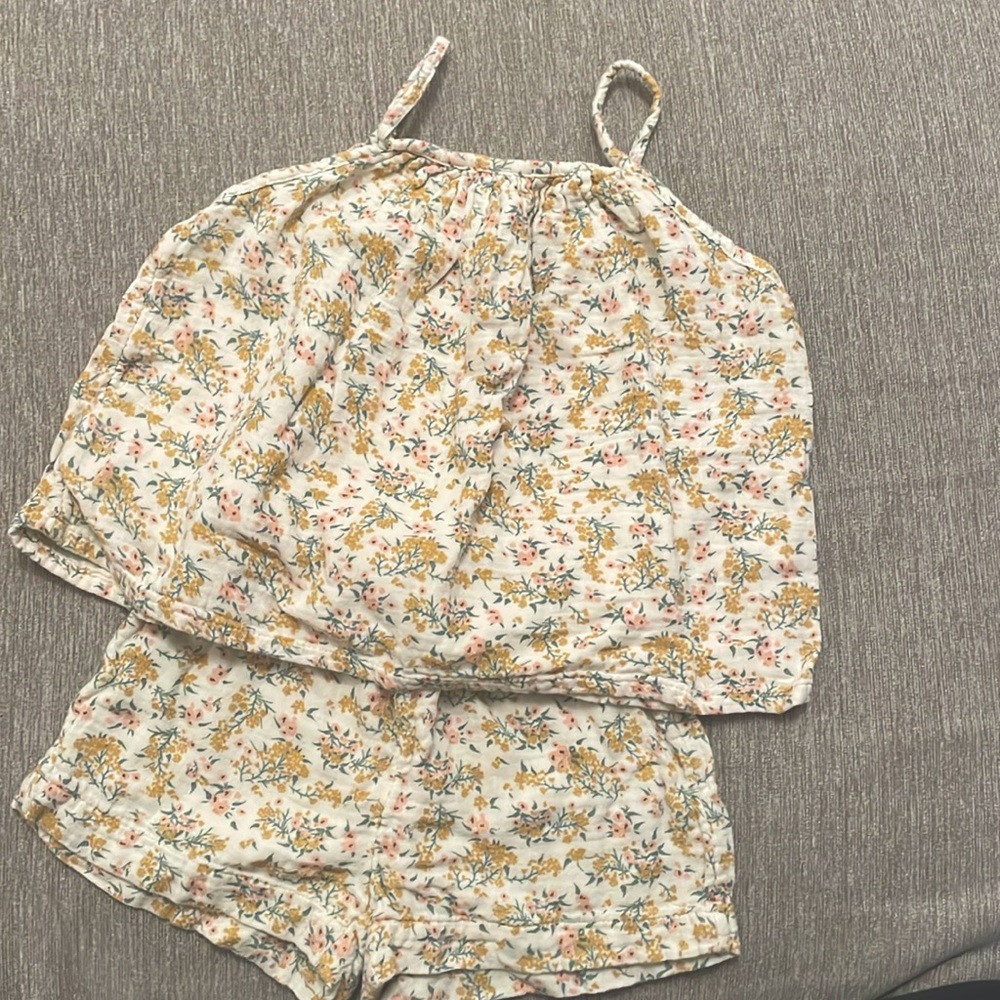 H&M floral tank and shorts set